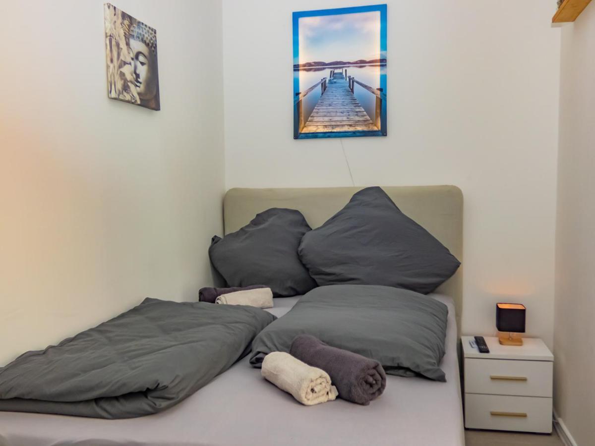 #221 Moderne City Wohnung Im Herzen Von Neuss Exterior photo